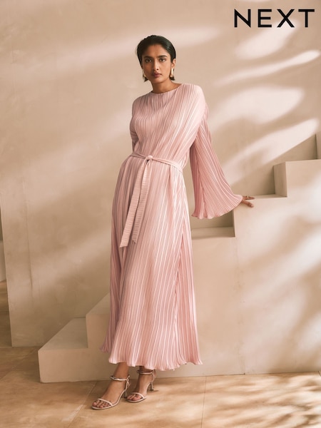 Poskipuna Vaaleanpunainen - Metallic Plisse Long Sleeve Slash Neck Belted Maxi Dress (AJ2580) | €76