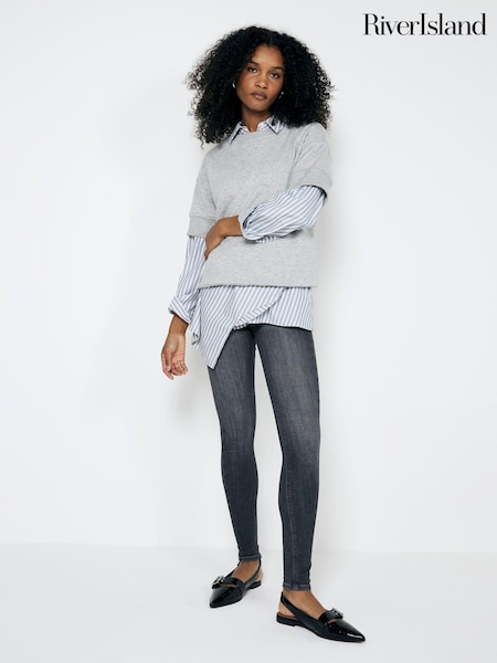 River Island Grey Petite Mid Rise Bum Sculpt Skinny Jeans (AJ3521) | €42