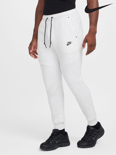 Nike White Tech Fleece Joggers (AJ3932) | €127