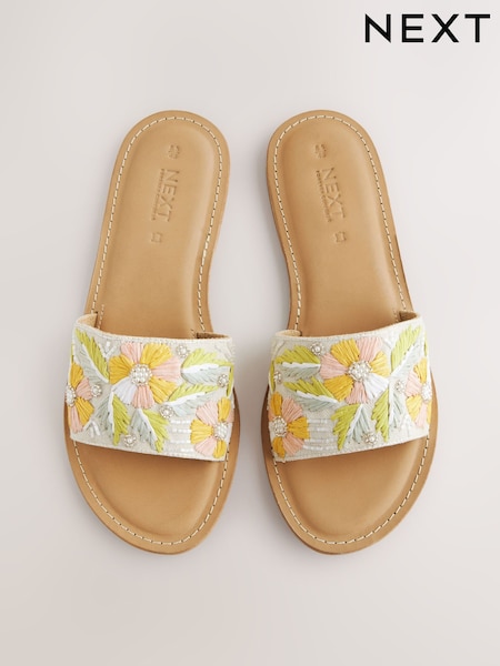 Pink Leather Standard/Wide Fit Forever Comfort® Beaded Flower Mules (AJ4712) | R$ 295