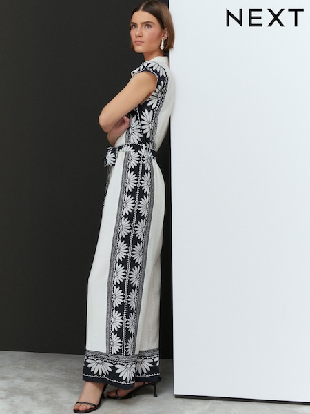 White/Black Placement Floral - Short Sleeve Tie Waist Placket Detail Jumpsuit (AJ6330) | 69 €