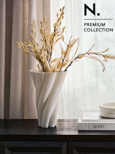 White N. Premium Ceramic Textured Swirl Vase (AJ6648) | kr798
