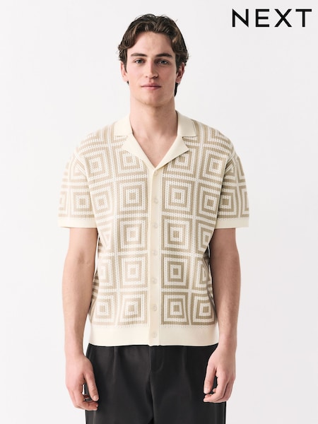 Neutral Relaxed Fit Short Sleeve Geometric Pattern Knit Shirt with Cuban Collar (AJ8716) | €38