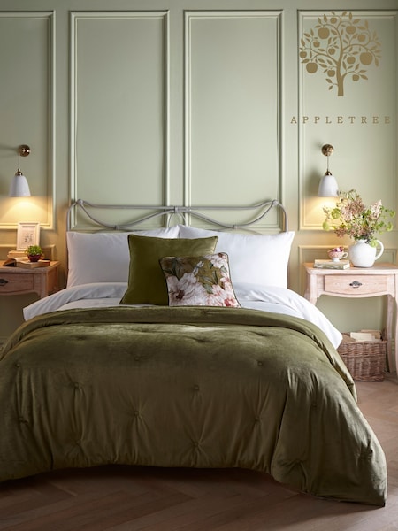 Appletree Olive Austell Velvet Bedspread (AJ9343) | ₪251
