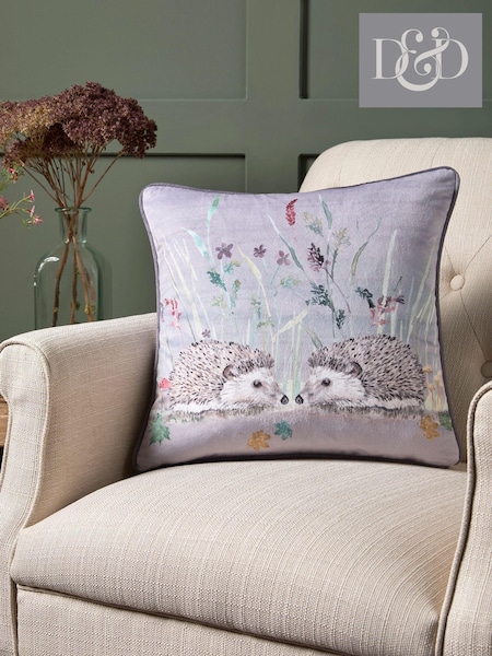 Dreams & Drapes Grey Colville Hedgehog Velvet Filled Cushion (AJ9389) | R$ 160