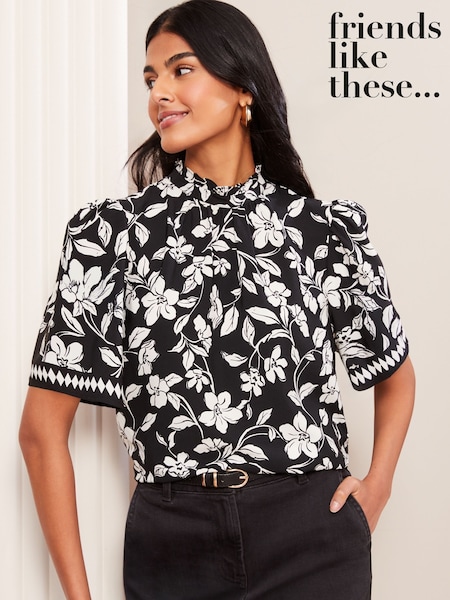 Friends Like These Black/White Flutter Sleeve Blouse (AK0133) | €40