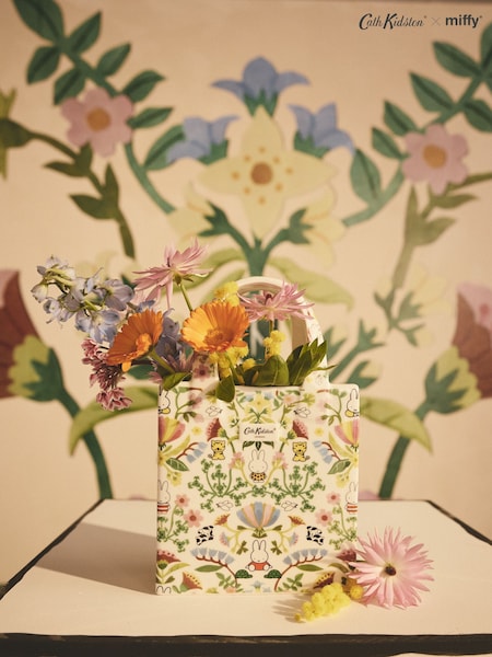Cath Kidston Miffy Hand Bag Vase (AK1753) | €36