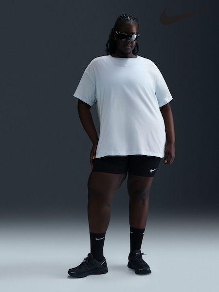 Hellblau gefärbt - Nike Curve Sportswear Essential T-Shirt (AK2480) | 51 €