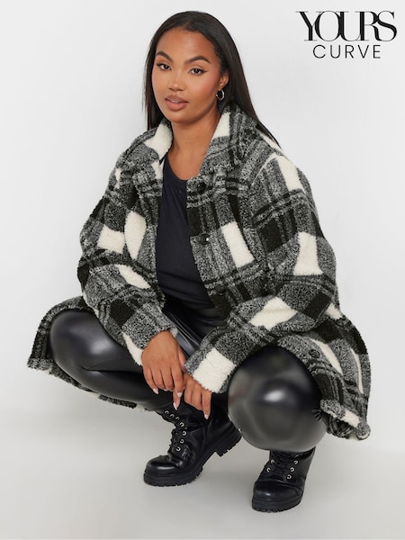 أسود - Yours Curve Borg Teddy Fleece Jacket (AK4486) | ‏198 د.إ.‏