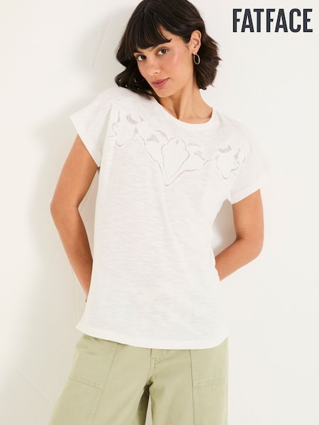 Blanco - FatFace Lace Cutwork T-Shirt (AK5299) | 50 €