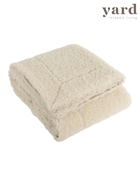 Yard Natural Olann Shearling Fleece Throw (AK6694) | €53