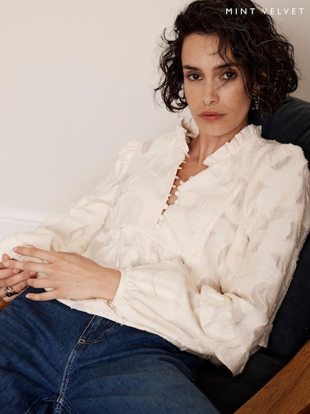 Mint Velvet Cream Jacquard Blouse (AK9109) | €68
