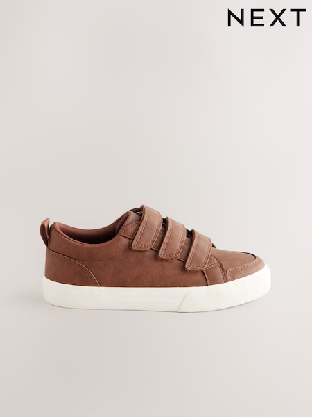 Rjava - Touch Fastening Smart Casual Trainers (AK9156) | € 21 - € 30