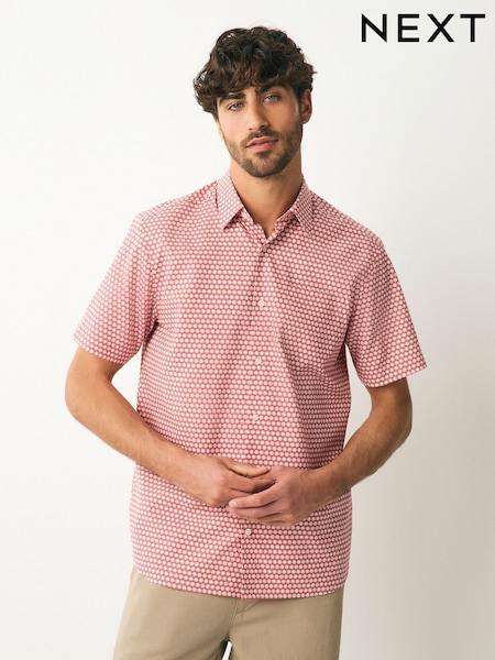 Red Geometric Easy Iron With Button Down Collar Short Sleeve Oxford Shirt (AL0362) | R$ 230