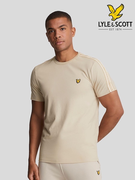 Lyle & Scott Cream Tape T-Shirt (AL3453) | R$ 295