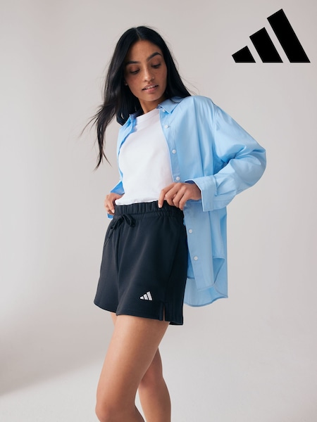 adidas Black/White Small Logo Shorts (AL4720) | R$ 225