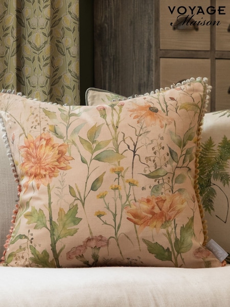 Voyage Maison Apricot Dalamere Floral Pom-Pom Cushion (AL4800) | R$ 475