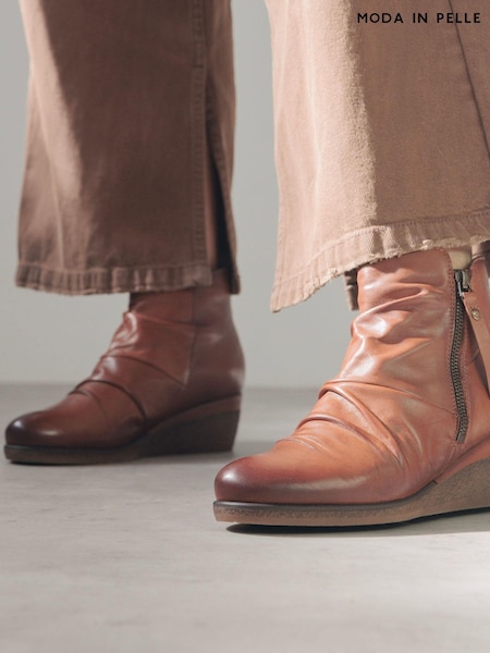 Moda In Pelle Olgar Rouched Wedge Leather Ankle Boots (AL6158) | €79