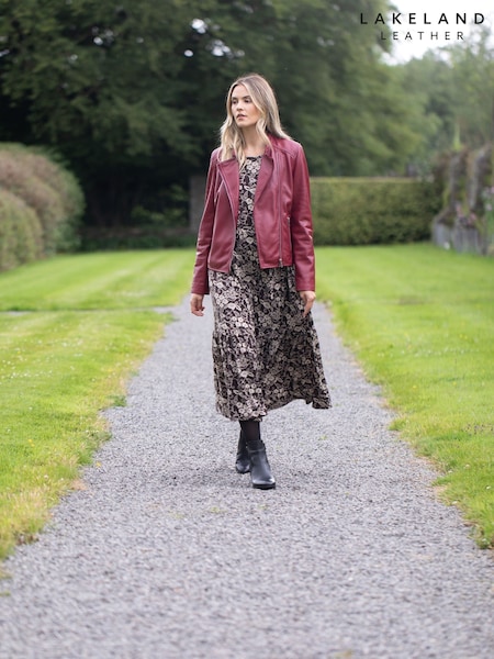 Lakeland Clothing Mollie Long Sleeve Maxi Brown Dress (AL6533) | R$ 445