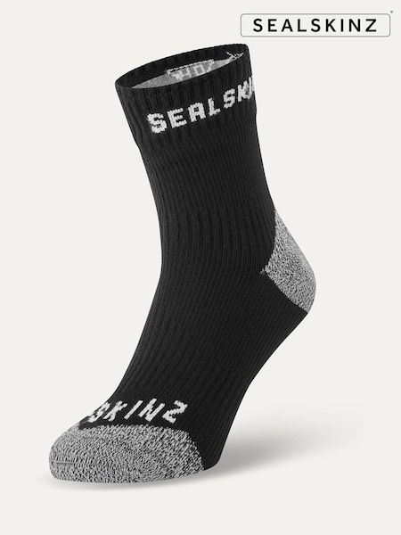 Sealskinz Dunton Waterproof All Weather Ankle Length Socks With Hydrostop (AL6585) | €50