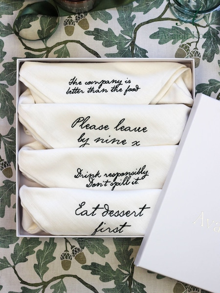 Avalon Home Set Of 4 Viral Collection 100% Cotton Napkins (AL6853) | ‏287 ر.ق.