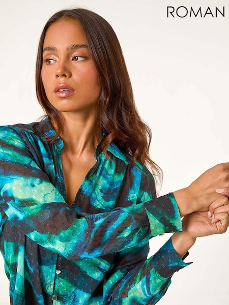 Roman Blue Petite Animal Print Button Up V-Neck Blouse (AL7258) | €50