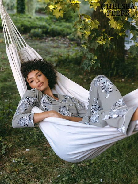 Chelsea Peers Green Lotus Tiger Print Long Pyjama Set (AL7269) | €42