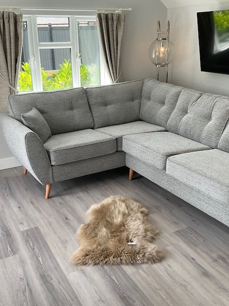 Hanlin Oyster Sheepskin Rug (AL7271) | €54 - €579