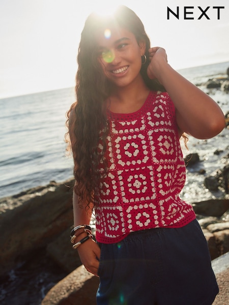 Red White Crochet Patch Square Tank (AL7373) | €32