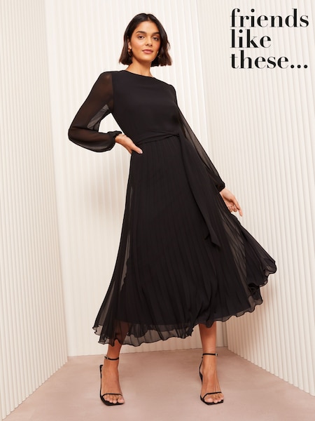 Friends Like These Pleated Chiffon Flutter Sleeve Midi Dress (AL9245) | €45