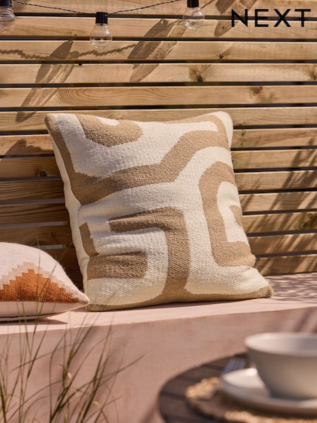 Natural 50 x 50cm Indoor Outdoor Abstract Wiggle Cushion (AL9372) | €31