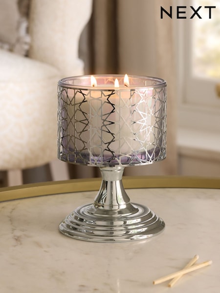 Iridescent Iced Berry Cherry & Almond Candle (AM2885) | €26