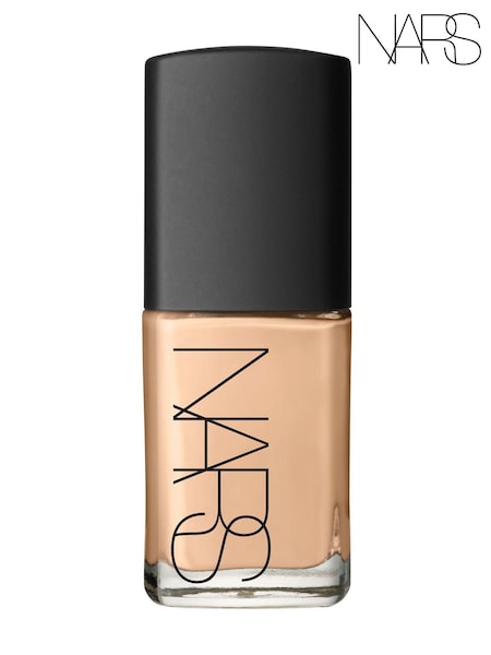 NARS Sheer Glow Foundation (AM3086) | €44