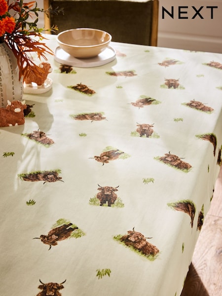 Natural Hamish The Highland Cow Wipe Clean Tablecloth (AM3222) | €27 - €31
