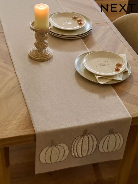 Pumpkin Textured Kitchen Table Runner (AM3228) | 36 € - 42 €