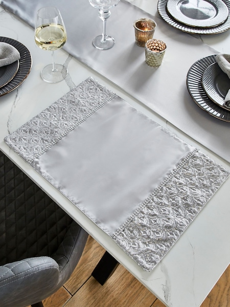 Catherine Lansfield Set of 4 Silver Deco Sequin Dining Placemats (AM3727) | €33