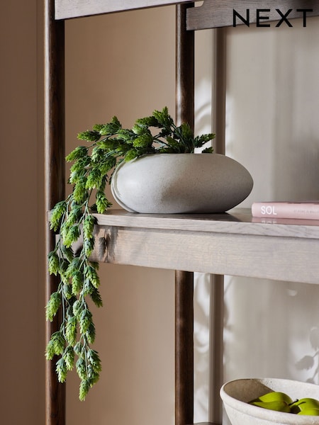 Green Arrangement Artificial Hops In White Ceramic Pot (AM5144) | R$ 490