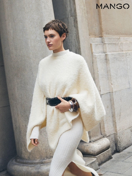 Mango Cream Knitted Cape (AM5192) | €25
