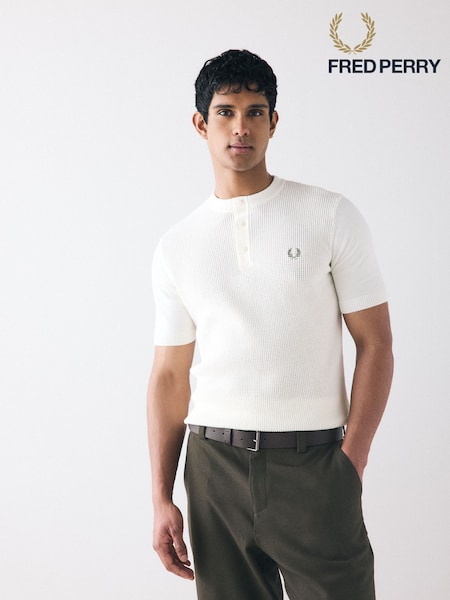 Fred Perry Waffle Henley T-Shirt (AM5727) | €147