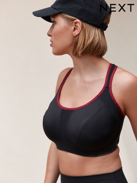 Preto - F-K Ultimate Support Cushioned Comfort Wired High Impact Sports Bra (AM7170) | R$ 280