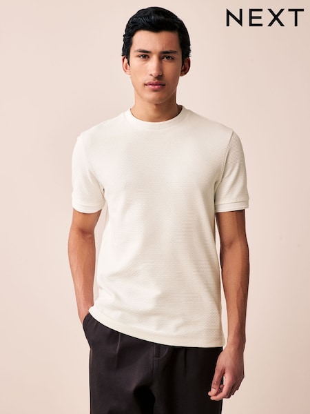 White Slim Fit Textured T-Shirt (AM7933) | 89 QAR