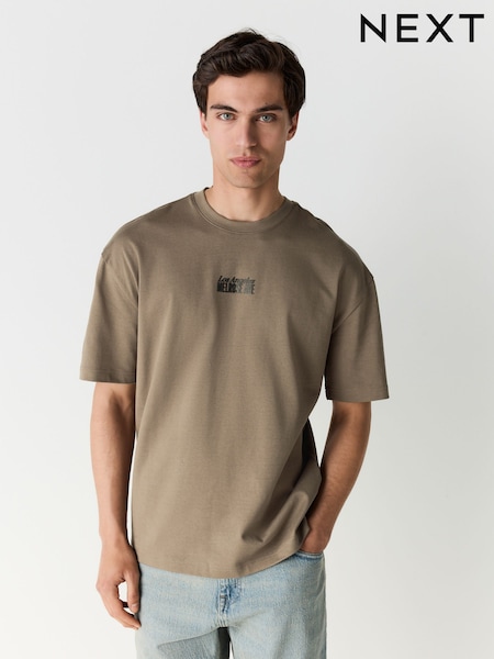 Neutral Mushroom Relaxed Fit Graphic Print Heavyweight T-Shirt (AM8123) | R$ 170