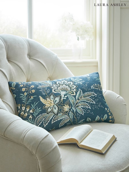 Laura Ashley Dusky Seaspray 100% Cotton Marlbrook Cushion (AM8153) | € 75