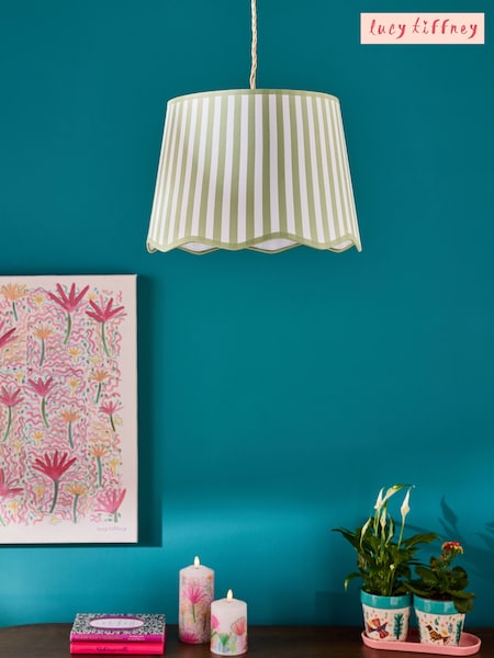 Lucy Tiffney Green/Ecru Easy Fit Scallop Stripe Shade (AM8549) | €61