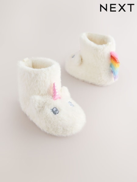 White Unicorn Slipper Boots (AM8666) | AED61 - AED71