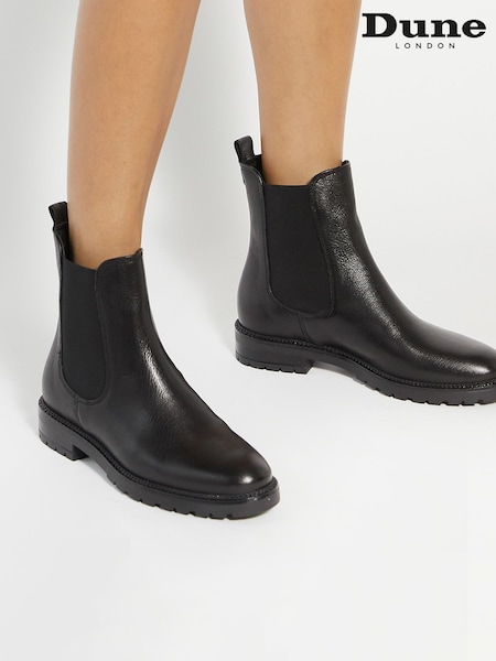Dune London Black Poema Cleated Sole Chelsea Boots (AM8962) | R$ 1.470