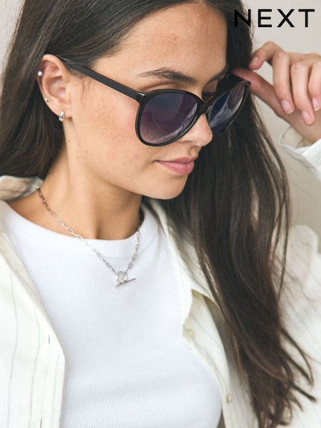 Black Cateye Sunglasses (AM9142) | €17