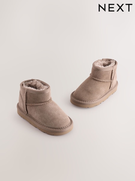 Mink Brown Standard Fit (F) Suede Pull On Boots (AM9193) | €28 - €33