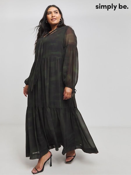 Simply Be Tiered Georgette Maxi Dress (AM9270) | 43 €
