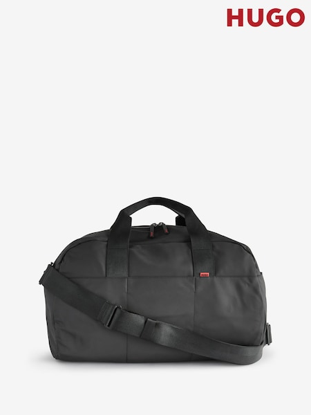 HUGO Logo Patch Signature Washbag (AN2041) | €112